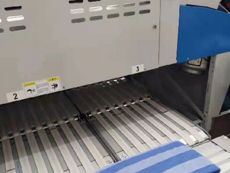 舟山巾类折叠机-01